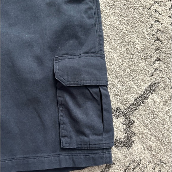 Men’s Haggar Comfort Stretch Cargo Shorts(38) - Picture 3 of 5